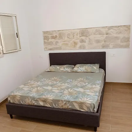 Piccola Azzurra Bedrooms Apartment *